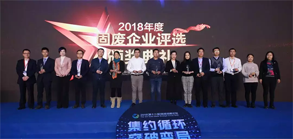 1545012503584908.png blob.png